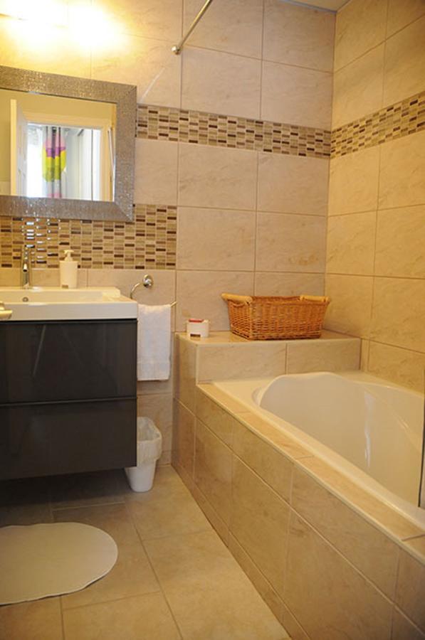 Hotel Saint-Donat Екстериор снимка