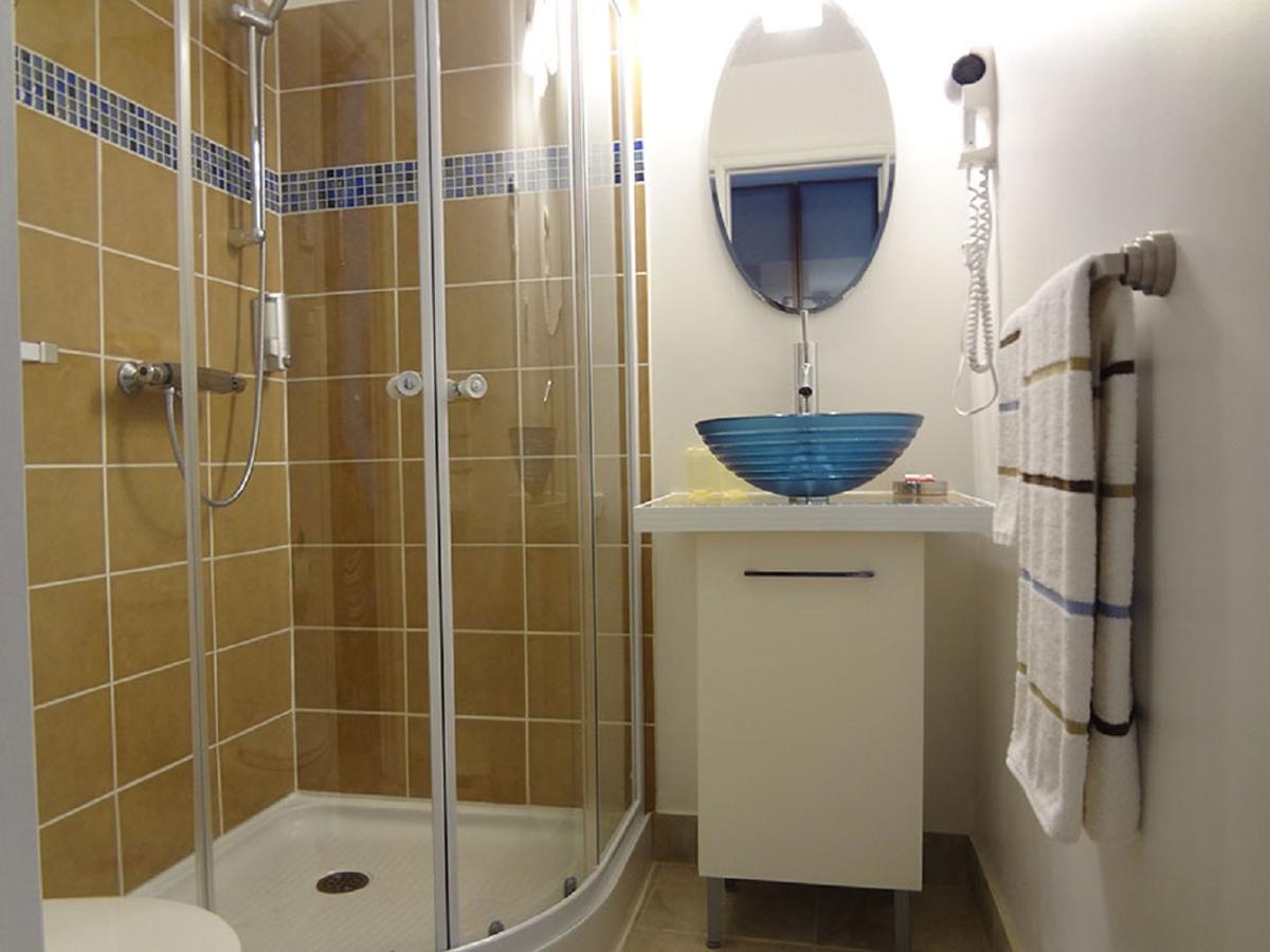 Hotel Saint-Donat Екстериор снимка